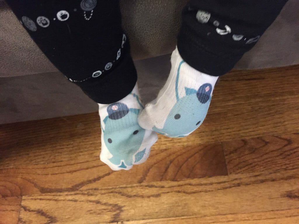 socks that don't fall off socks that don't fall off